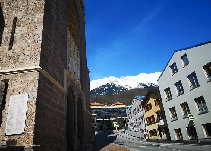 Sankt-Nikolaus Old Town City Apartment